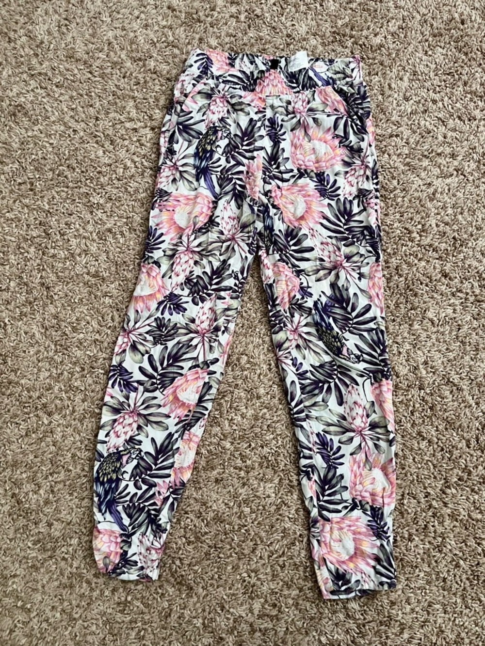 H&M DIVIDED Floral Elastic Waist Pants in Pink, Navy & Green
